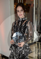 PEOPLE: Promis bein Harper's Bazaar Award in London