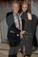 PEOPLE: Promis bein Harper's Bazaar Award in London