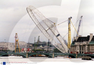 ZUSAMMENSTELLUNG: Landmarks Under Construction
