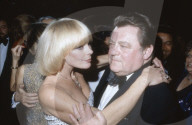 PEOPLE: Happy Birthday: Elke Sommer wird am 5.11. 75 Jahre alt