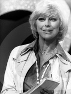 PEOPLE: Happy Birthday: Elke Sommer wird am 5.11. 75 Jahre alt