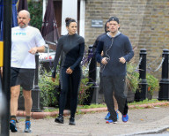 EXKLUSIV: Matt Damon und Frau Luciana joggen gemeinsam durch London