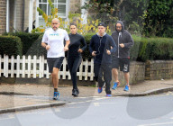 EXKLUSIV: Matt Damon und Frau Luciana joggen gemeinsam durch London
