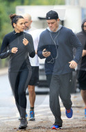 EXKLUSIV: Matt Damon und Frau Luciana joggen gemeinsam durch London