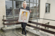 PEOPLE - Kim Wild zeigt ihr Nackt-Selbstportrait in London