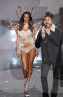 PEOPLE - Victoria's Secret FS 2015 - Runway