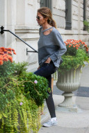 PEOPLE - Carole Radziwill ohne BH in New York unterwegs