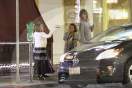 PEOPLE - Halle Berry geht mit Tochter Nahla Pizza essen
