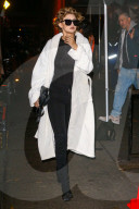 PEOPLE - Gigi Hadid mit 'Madonna' Frisur in NY