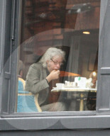 EXKLUSIV - Bob Geldoff gönnt sich ein quick Breakfast in Dublin
