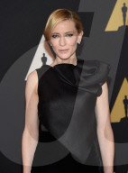 PEOPLE - Promis bei den Governers Awards in L.A