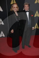 PEOPLE - Promis bei den Governers Awards in L.A