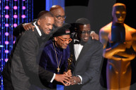 PEOPLE - Promis bei den Governers Awards in L.A