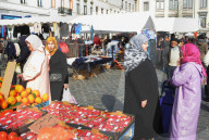 NEWS - Belgien: Quartier Molenbeek, Brüssels Islamisten-Brennpunkt