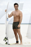 PEOPLE - Spencer Matthews steigt in Queensland aus den Fluten