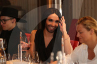 PEOPLE - Conchita Wurst besucht die d'Arenberg Winery in McLaren Vale