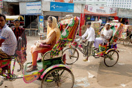 REPORTAGE - Alltagsleben in Dhaka
