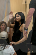 PEOPLE - Kylie und Kendall an der Laden-Eršffnung in Melbourne