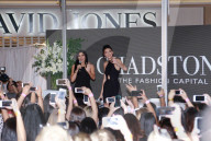 PEOPLE - Kylie und Kendall an der Laden-Eršffnung in Melbourne