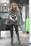 PEOPLE - Gleiches Kleid - wem stehts besser?