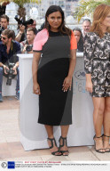 PEOPLE - Gleiches Kleid - wem stehts besser?