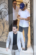 PEOPLE - Scott Disick auf Haus-Schau