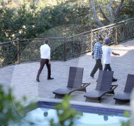 PEOPLE - Scott Disick auf Haus-Schau