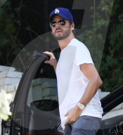 PEOPLE - Scott Disick auf Haus-Schau