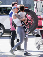 PEOPLE - Amber Rose mit Sohnemann in einem Einkaufszentrum in LA