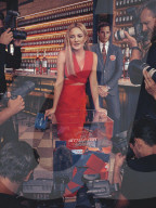 PEOPLE - Kate Hudson für den Campari-Kalender 2016