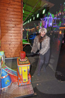 PEOPLE - Promis an der Eröffnung des 'Winter Wonderlands' in London