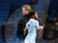 NEWS - Fussball: Jürgen Klopp freut sich mit seinem Team