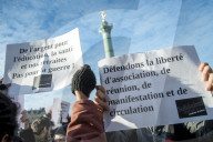 NEWS - Paris: Polizei stoppt Pro-FlÃ¼chtlings-Demo
