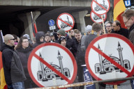 NEWS - Pro NRW Demonstration gegen Islam in Köln