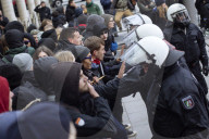 NEWS - Pro NRW Demonstration gegen Islam in Köln