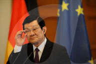 NEWS - Vietnamesischer Präsident Sang zu Besuch in Berlin