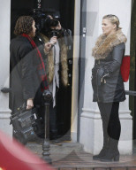 PEOPLE - Kerry Katona bei Dreharbeiten in London