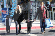 PEOPLE - Rachel Zoe mit ihren 3 'Boys' unterwegs'