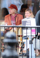 EXKLUSIV - Bob Geldof mit einer 'Mystery Blonde' in Chelsea