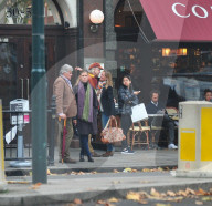 EXKLUSIV - Bob Geldof mit einer 'Mystery Blonde' in Chelsea