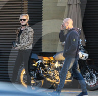 EXKLUSIV - Rosie Huntington-Whiteley geht mit Jason Statham ins Nobu