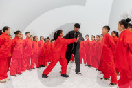 FEATURE - Chinesische Lehrer und Schüler trainieren Tai Chi im Schnee