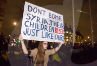 NEWS - Grossbritannien: Proteste gegen die Bombardierung von Syrien