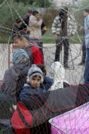 NEWS - Rafah: Flüchtlinge an der Grenze zu Aegypten