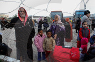 NEWS - Rafah: Flüchtlinge an der Grenze zu Aegypten