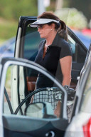 EXKLUSIV - Caitlyn Jenner zeigt ihre Beine nach dem Golfen
