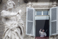 NEWS - Vatikan: Papst Franziskus löst Begeisterungsstürme aus