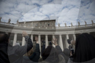NEWS - Vatikan: Papst Franziskus löst Begeisterungsstürme aus