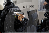 NEWS - Frankreich: Spezialeinheit "RAID" im Training