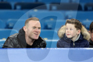 PEOPLE - Wayne Rooney mit Kai am Match Everton gegen Crystal Palace im Goodison Park